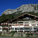 Gasthaus-pension Seeklause 招待所 3*